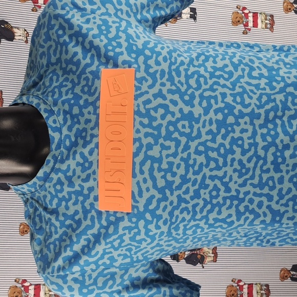 Nike Just Do It spellout elephant print graphic blue & gray AOP Med t-shirt - Picture 2 of 6